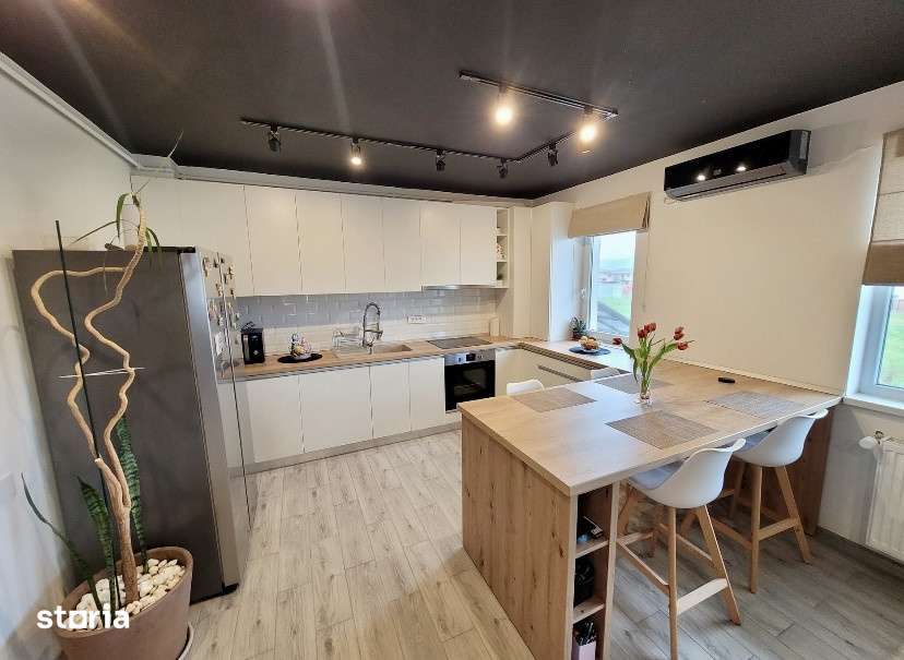 Apartament SMART HOME, 3 camere, 2 bai, garaj, Teilor — fotografia 3