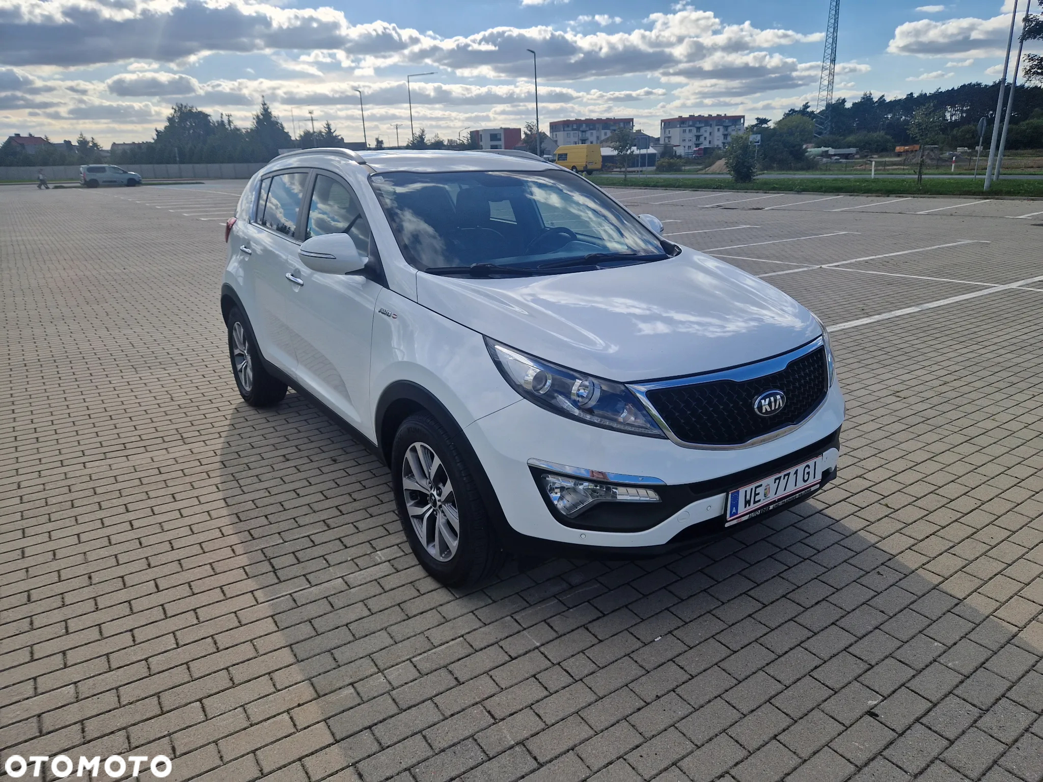 Kia Sportage 2.0 CRDI 4WD Automatik Fifa World Cup Edition - 4