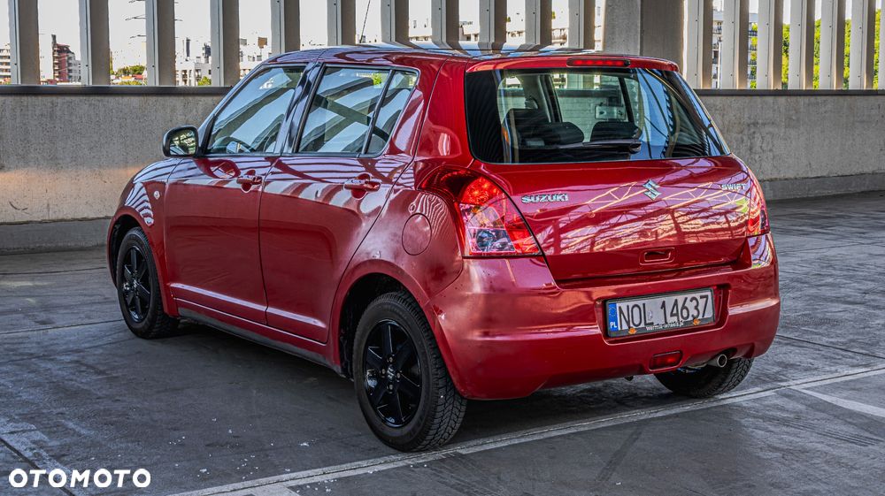 Suzuki Swift 1.3 Club - 6
