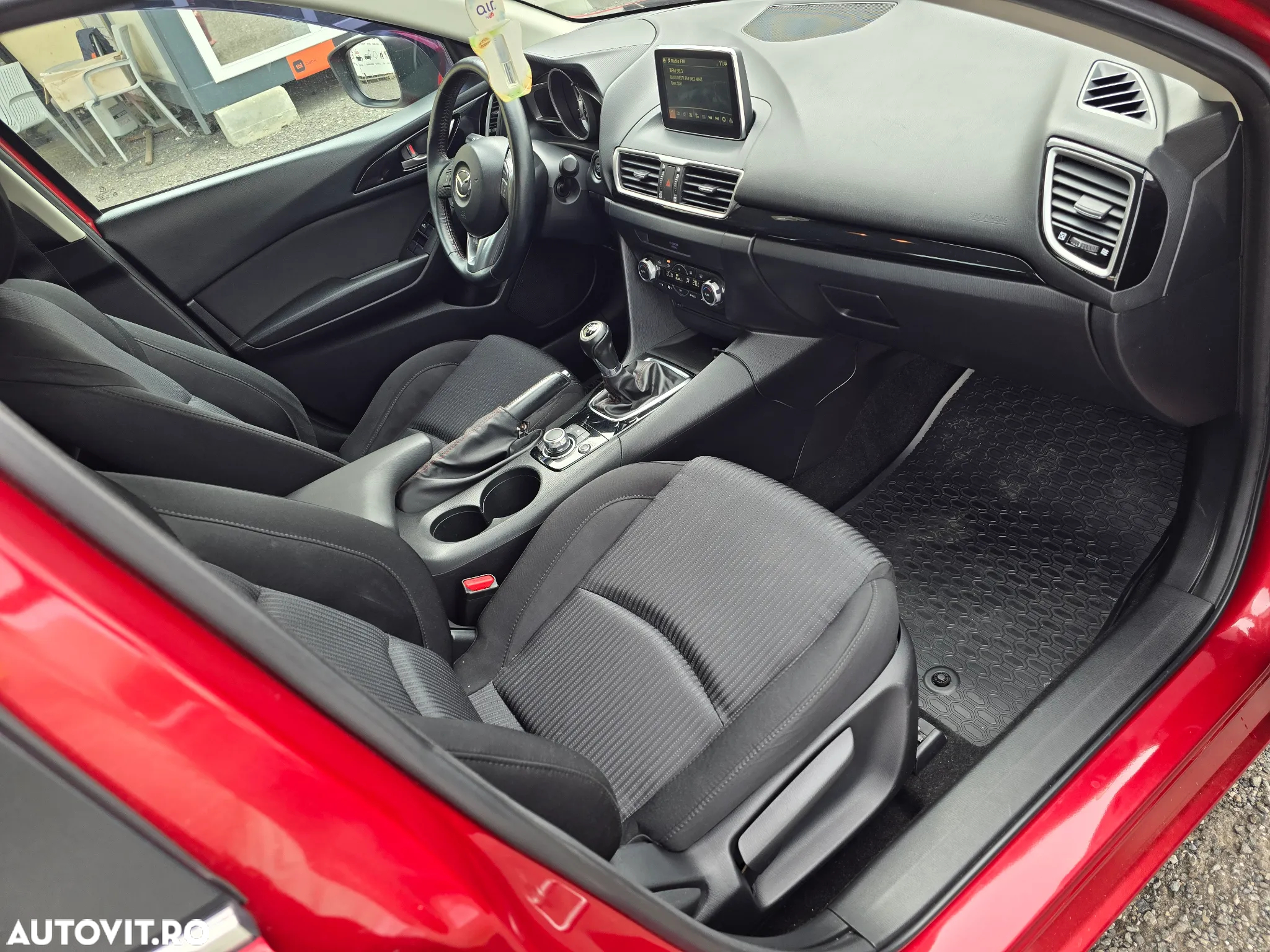 Mazda 3 - 11