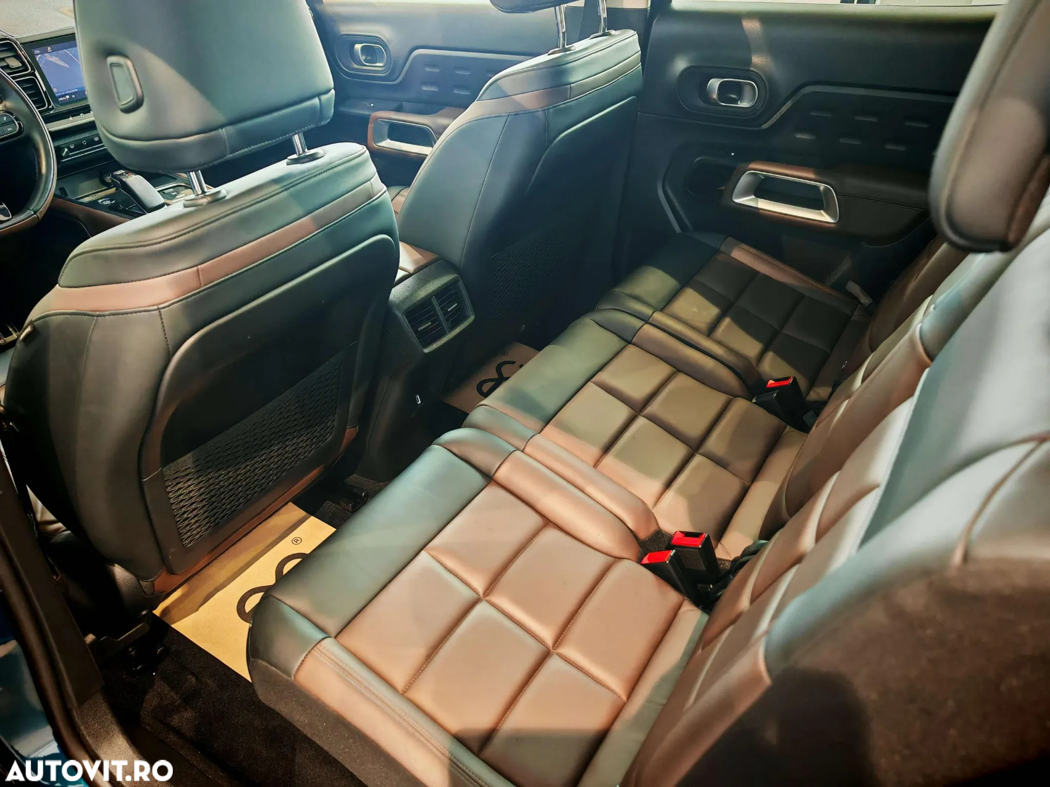 Citroën C5 Aircross Hybrid 225 e.EAT8 SHINE PACK - 15