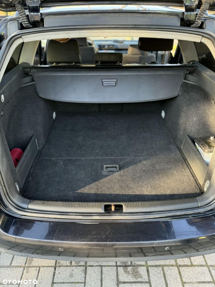 Volkswagen Passat - 8