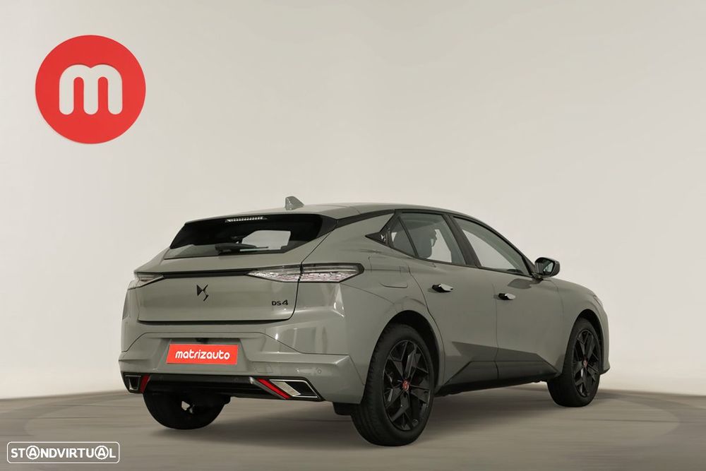 DS DS4 1.2 PureTech Performance Line EAT8 - 4