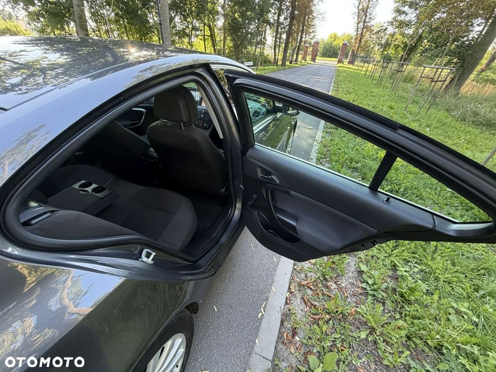 Opel Insignia - 27