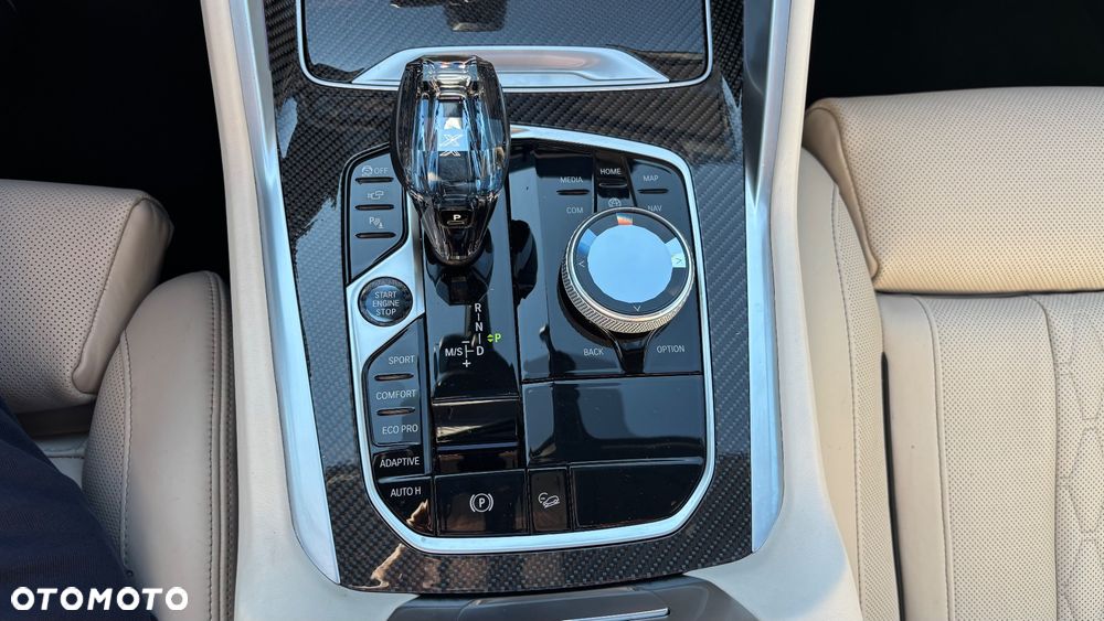 BMW X6 - 12