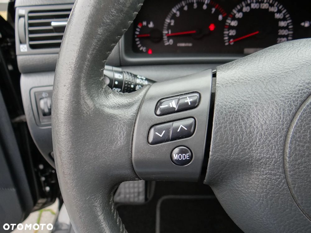 Toyota Corolla 1.4 VVT-i Sol - 26