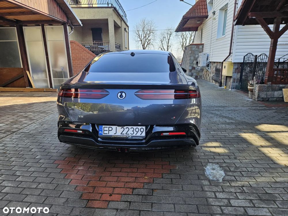 Denza Z9 - 3
