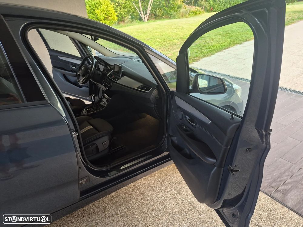 BMW 216 Gran Tourer d - 19