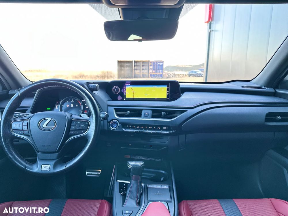 Lexus UX 250h F SPORT - 27