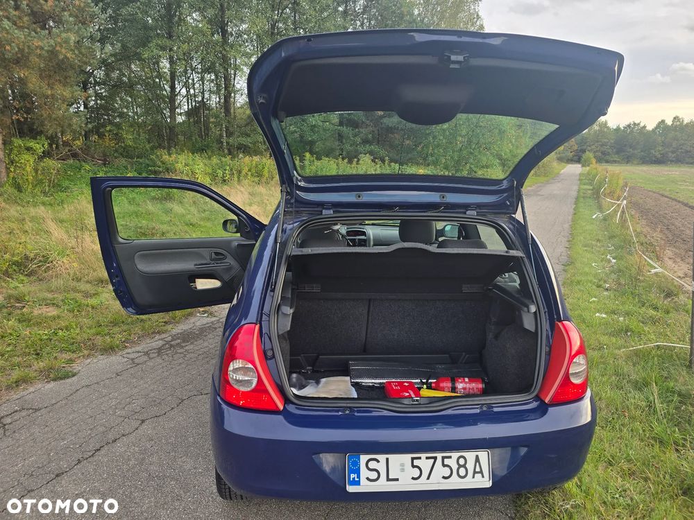 Renault Clio - 16