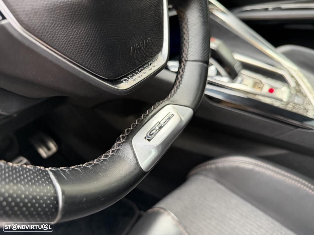 Peugeot 3008 1.6 BlueHDi GT Line Grip Control EAT6 - 18