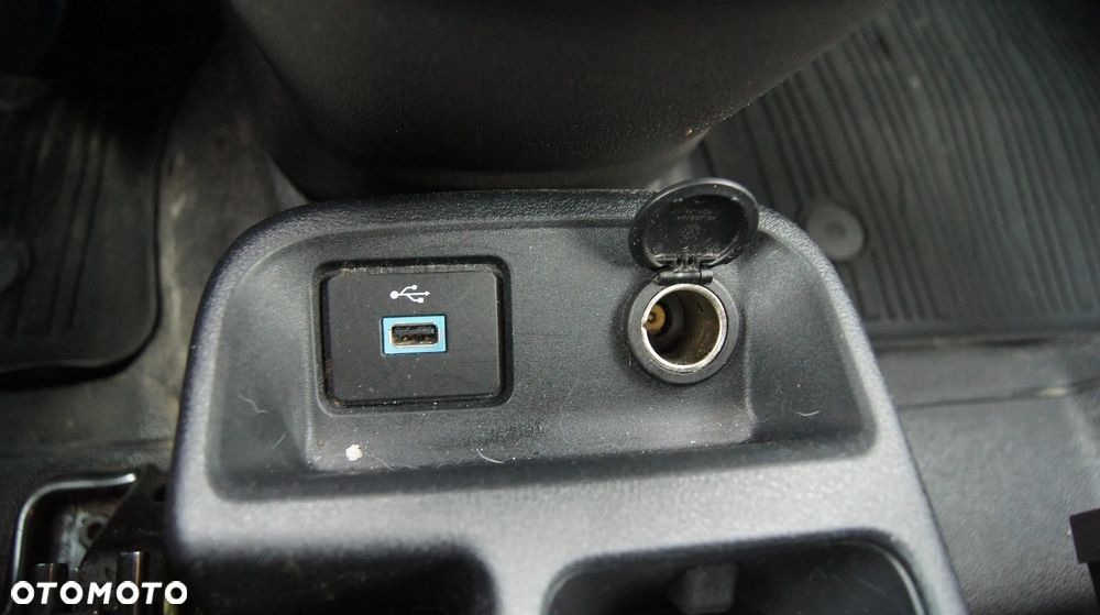 Ford Transit Connect - 15