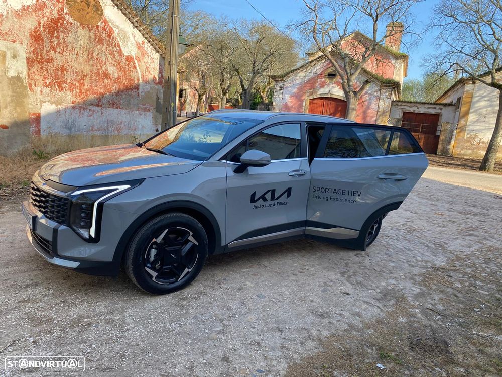 Kia Sportage 1.6 T-GDi HEV Drive - 10