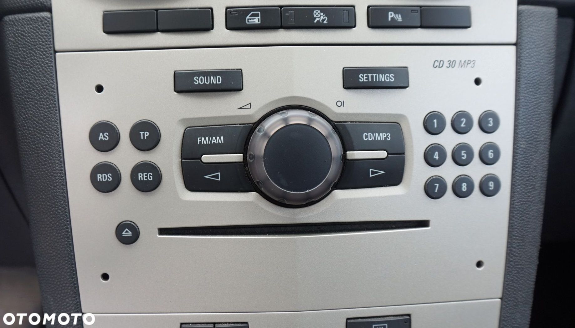 RADIO FABRYCZNE CD CORSA D IV CD30 MP3 OPEL 2006-2011 - 1