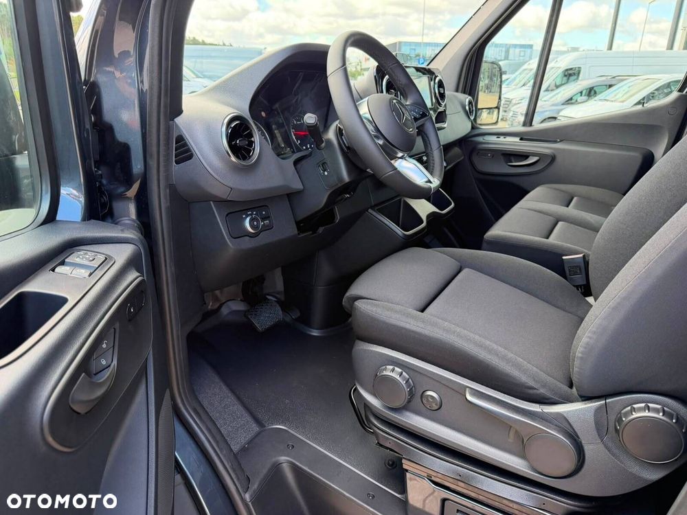 Mercedes-Benz Sprinter 319 CDI KA OM654 długi PRO - 10