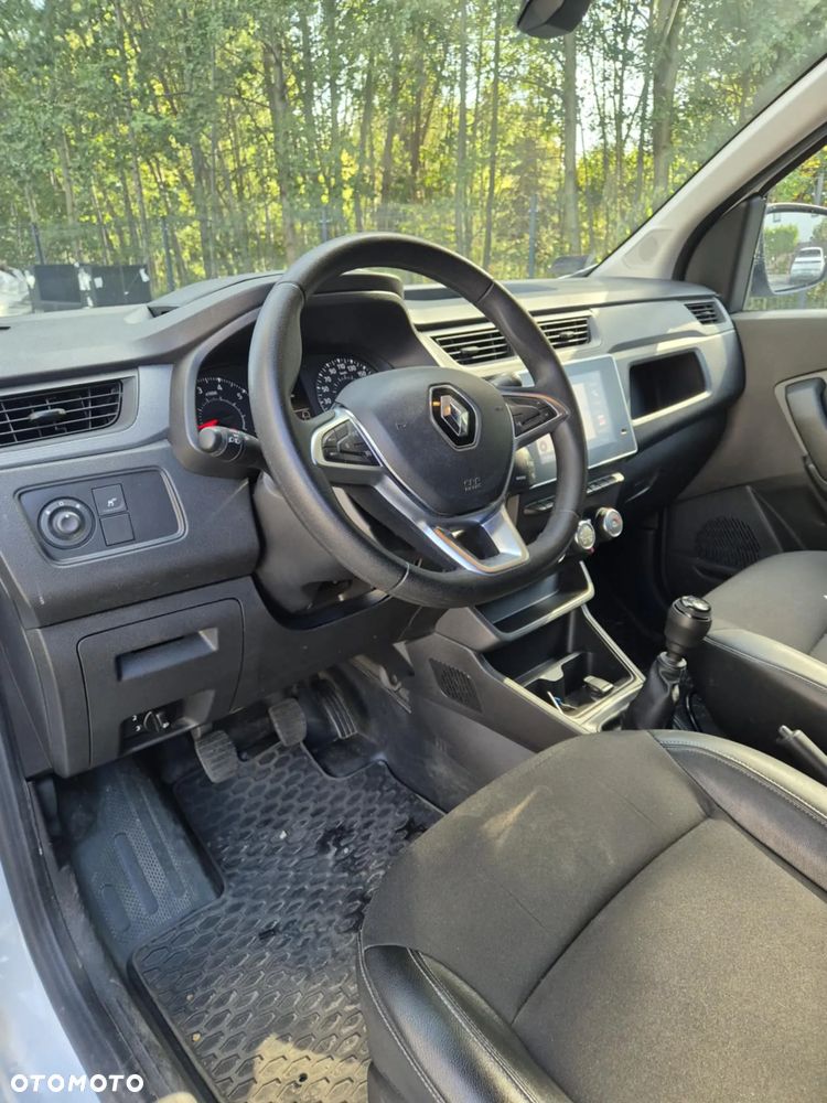 Renault Express - 12