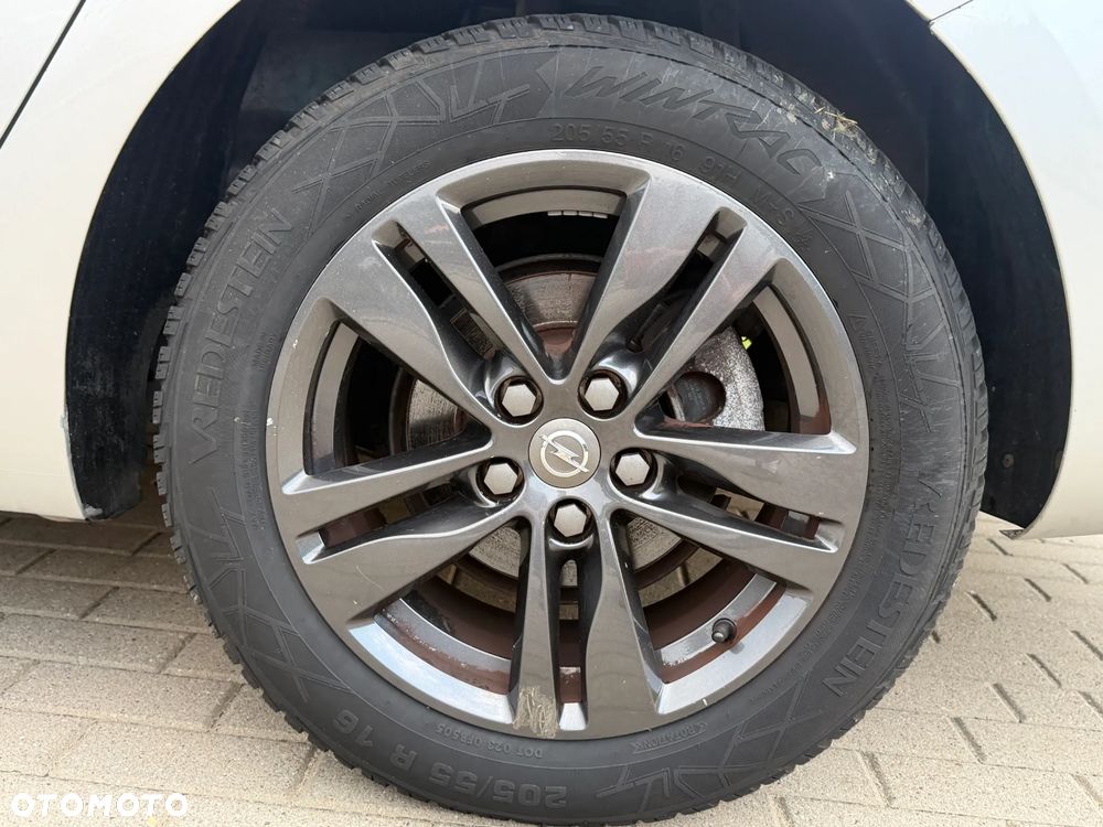 Opel Astra 1.4 Turbo Start/Stop Automatik Edition - 32
