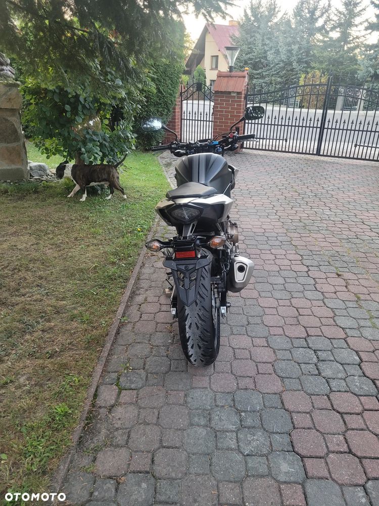 Honda CB - 15