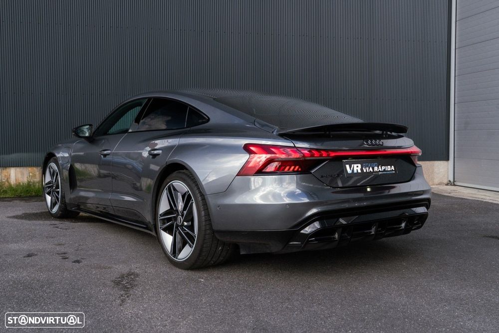 Audi e-tron GT quattro - 7