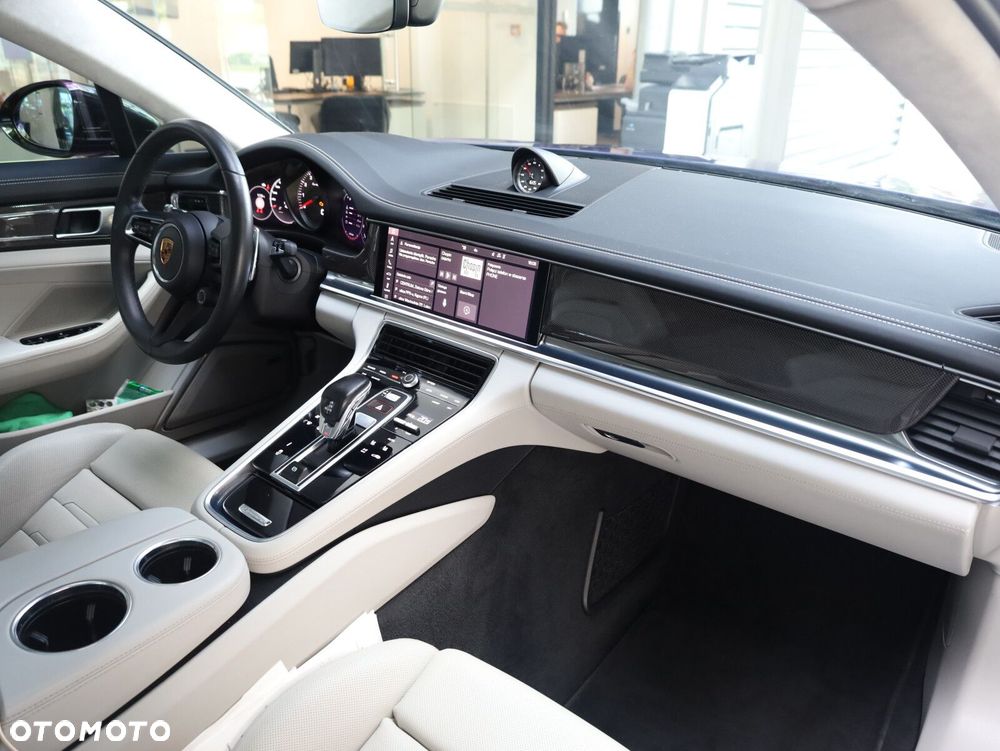 Porsche Panamera Turbo S - 10
