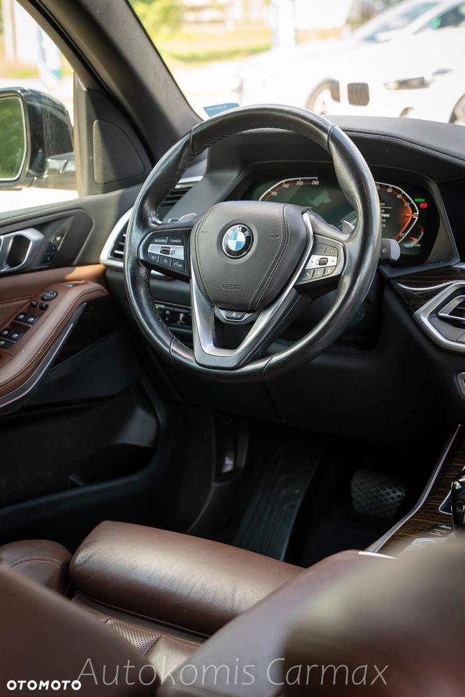 BMW X5 xDrive40i mHEV - 13