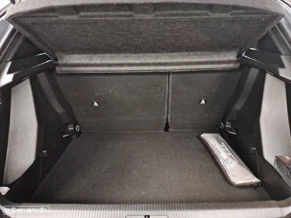 Peugeot 2008 1.2 PureTech Style - 7