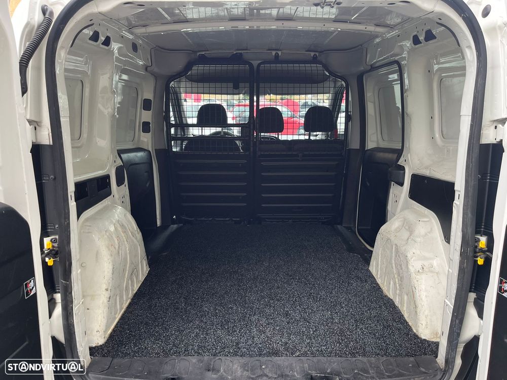 Fiat Doblo 1.3 Multiject 3 LUGARES - 22