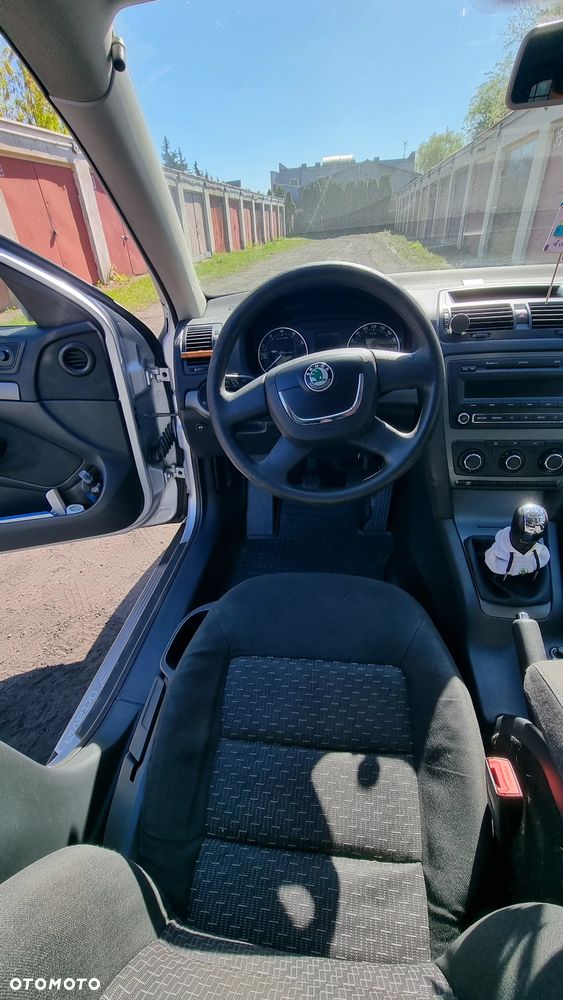 Skoda Octavia 1.6 Mint - 11
