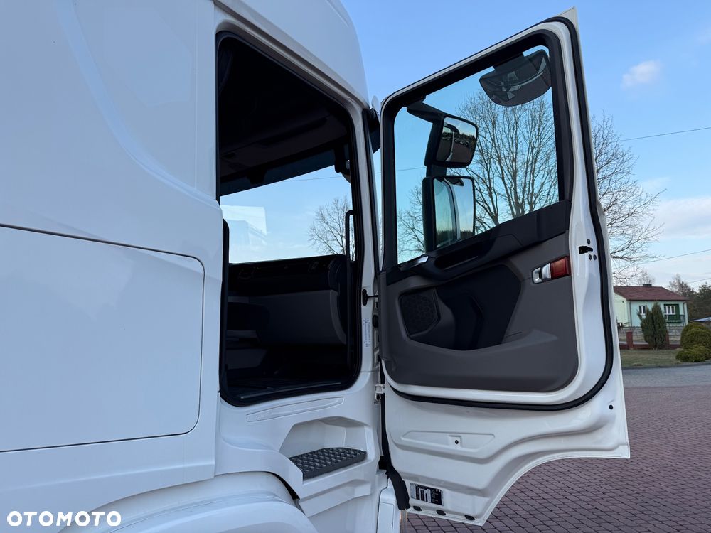 Scania R 500 *FULL LED* CAŁA NA PODUCHACH*OPONY 100%* NOEW SPRZĘGŁO* KLIMA POSTOJOWA* LODÓWKA* NAVI* Z Francji - 29