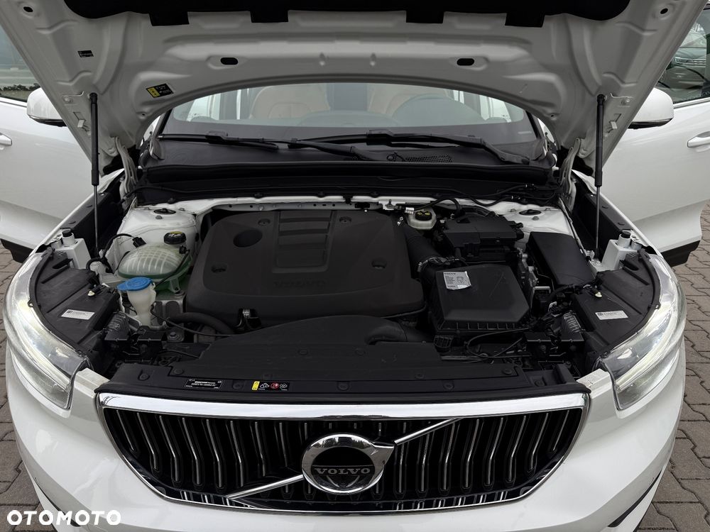 Volvo XC 40 D3 Momentum Pro - 39