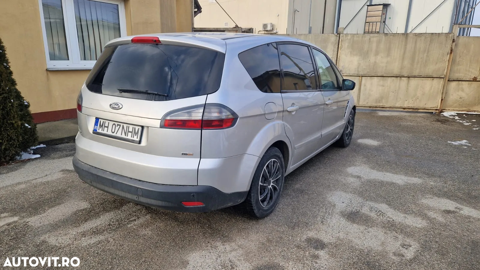 Ford S-Max - 7