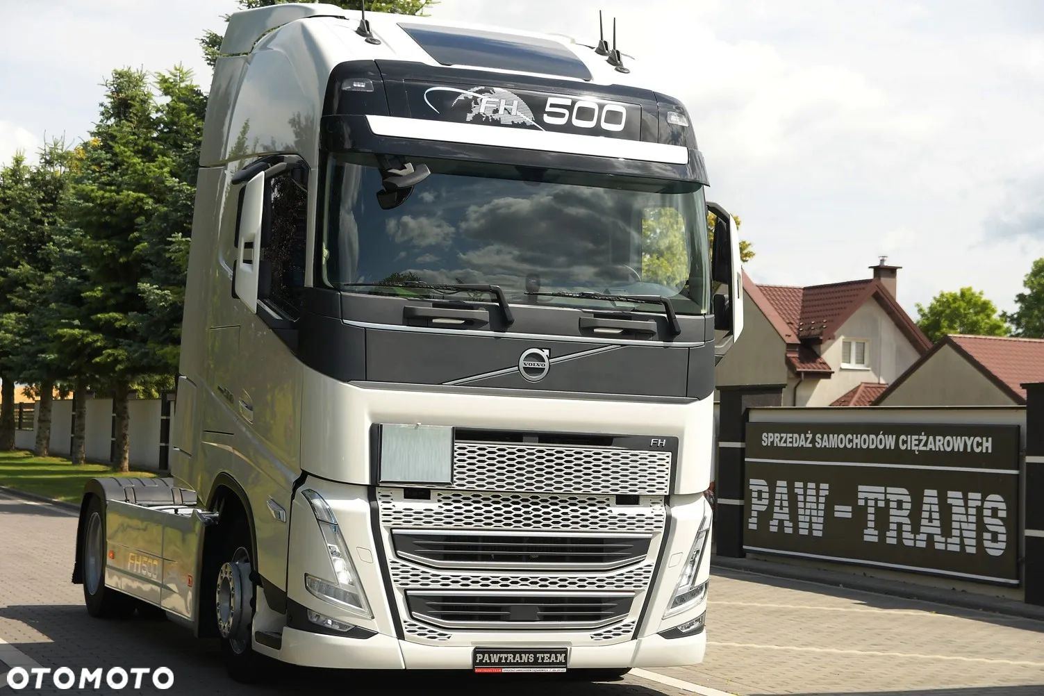 Volvo FH500 ///* 2021///* XXL///* LOW DECK///* MEGA///* FULL LED///* TABLET///* KLIMATYZACJA POSTOJOWA///* WAGA///* ZABUDOWY MIĘDZYOSIOWE///* STAN BARDZO DOBRY - 1
