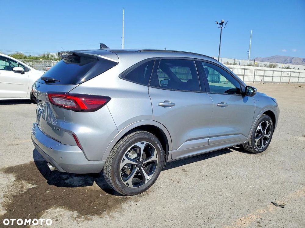 Ford Escape 2.0 EcoBoost AWD Titanium - 2