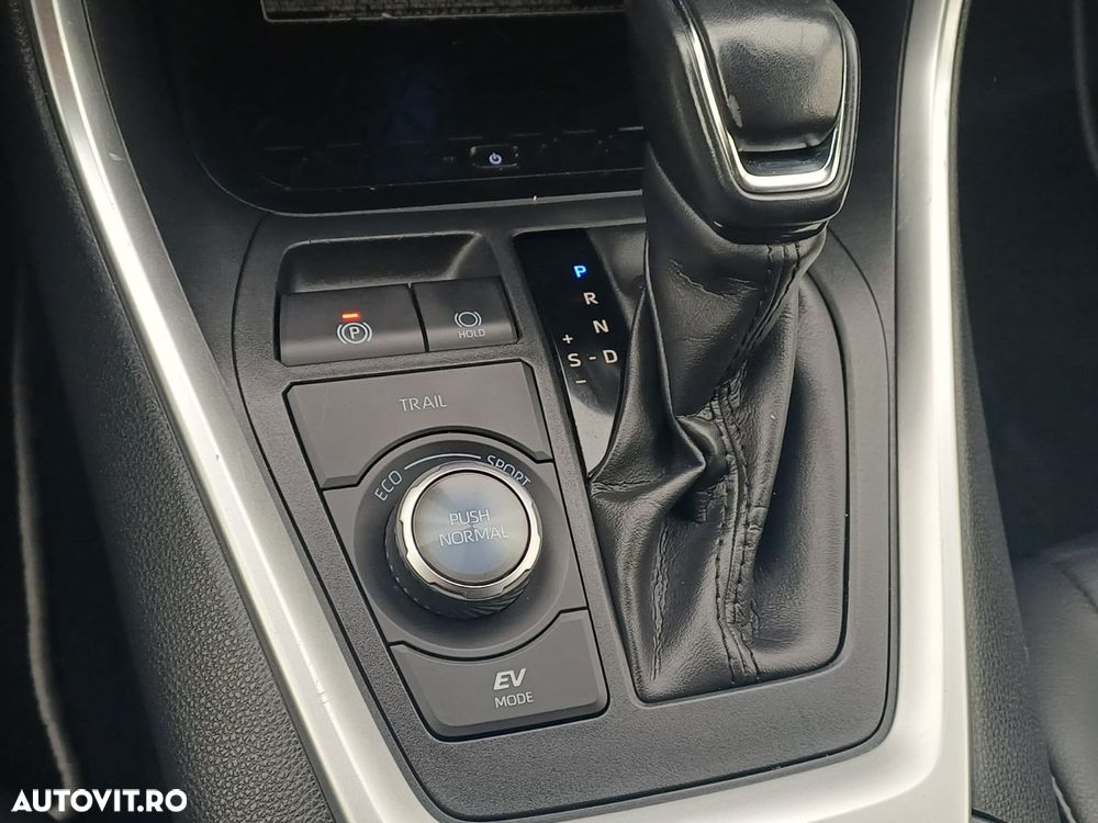 Toyota RAV4 2.5 Hybrid VVT-iE 4x4 Luxury - 24