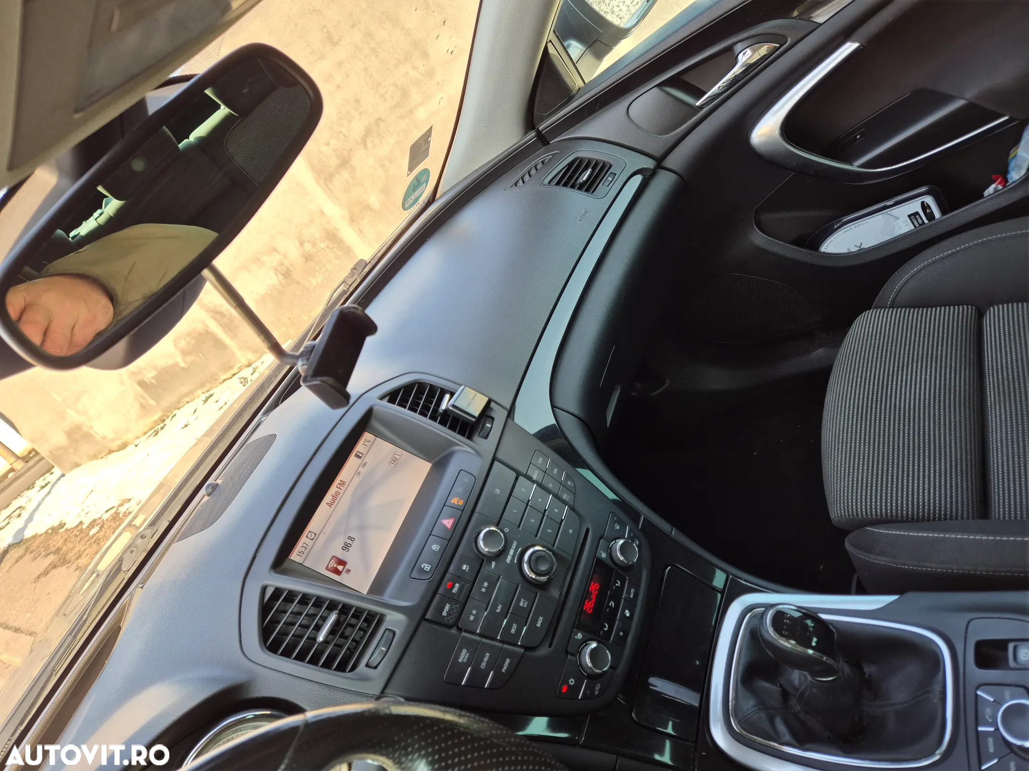 Opel Insignia 2.0 CDTI Sports Tourer Edition - 29