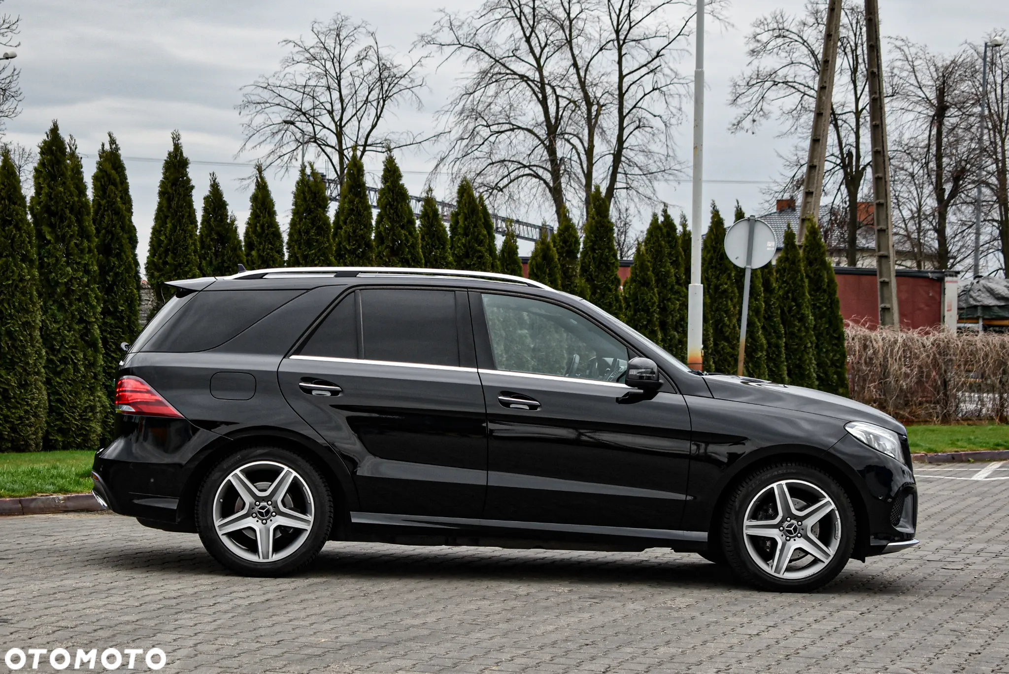 Mercedes-Benz GLE 350 d Coupe 4Matic 9G-TRONIC AMG Line - 22
