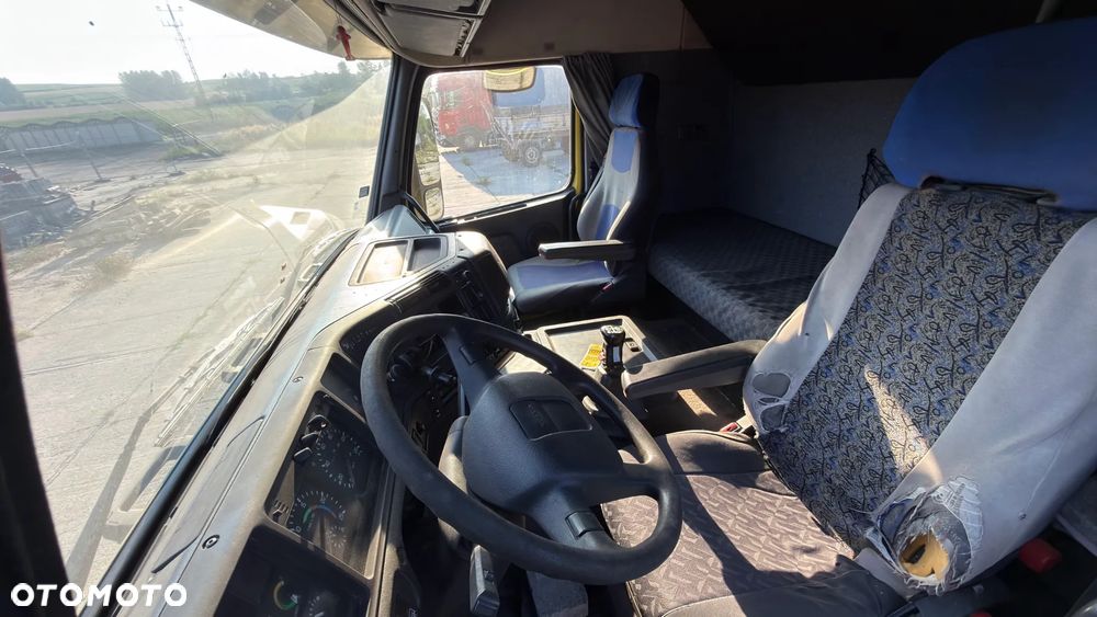 Volvo FH12 - 6