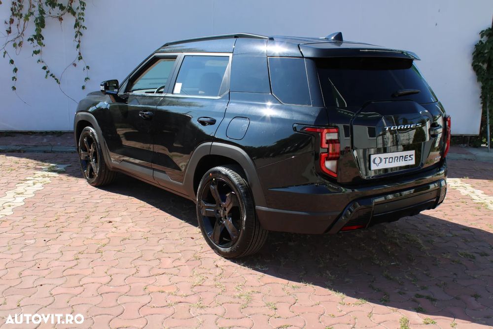 SsangYong Torres 1.5 GDI Turbo HEV Black Edition - 3