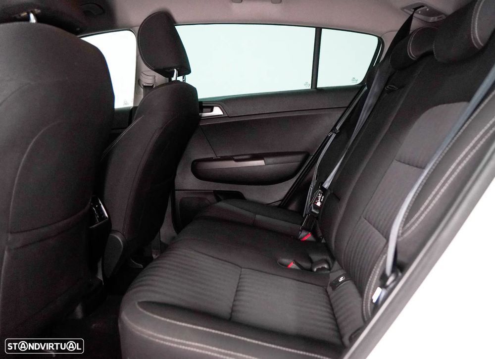 Kia Sportage 1.6 CRDI ISG Tech - 20