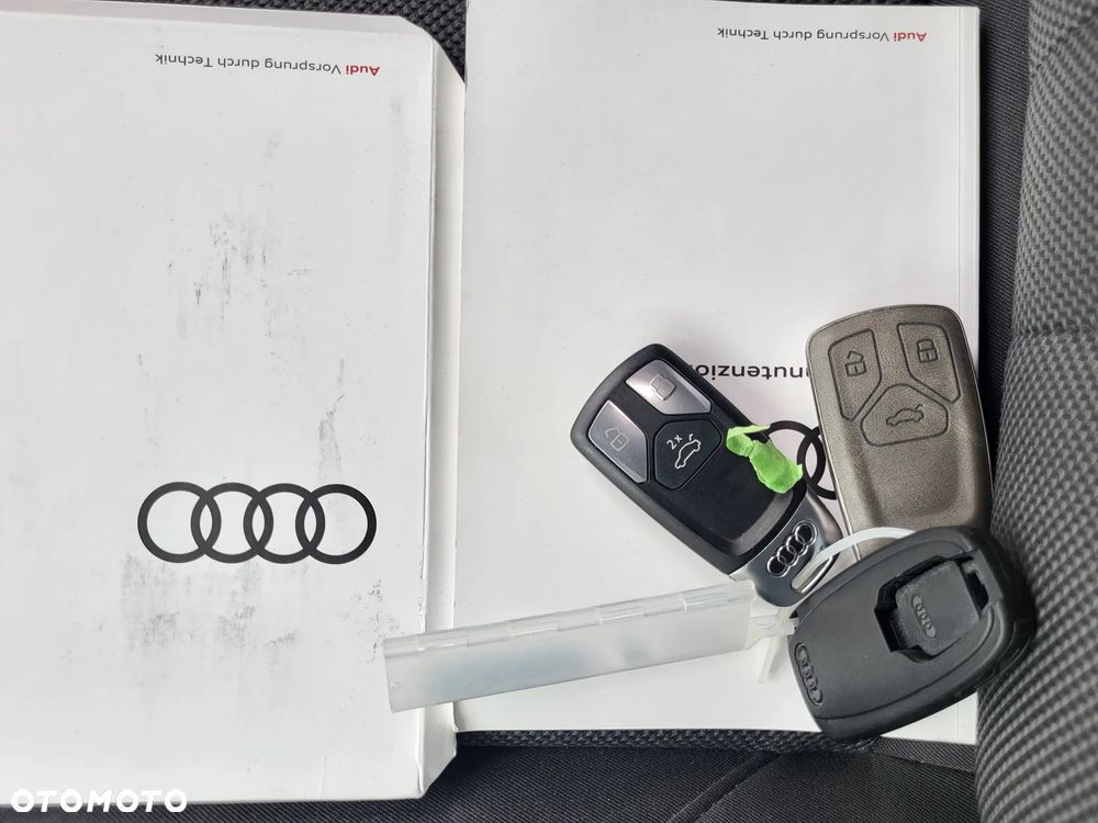 Audi A4 Avant 40 TDI quattro S tronic advanced - 16