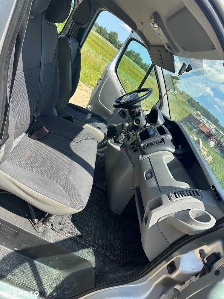 Opel Vivaro - 7