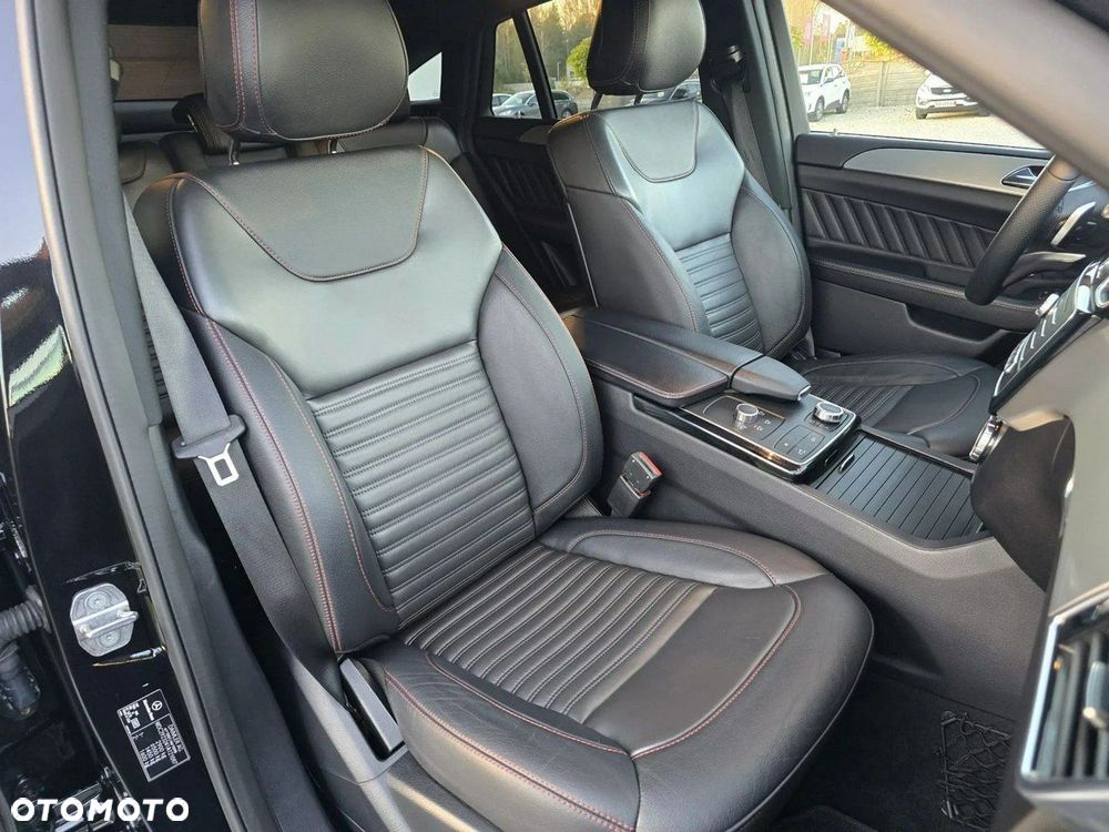 Mercedes-Benz GLE - 21