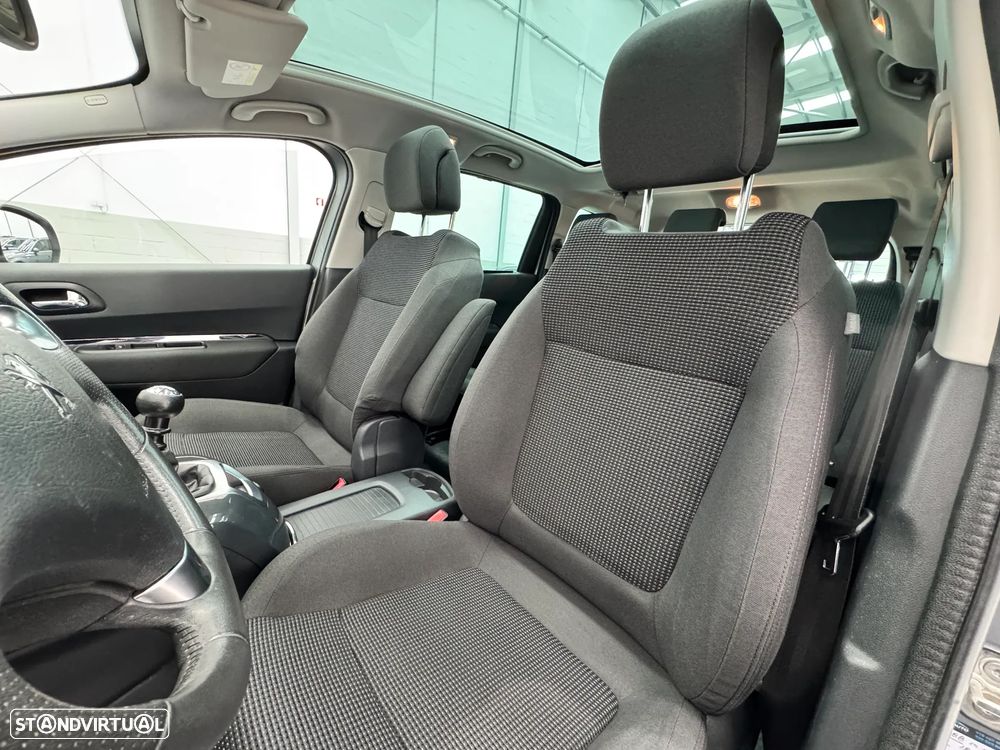 Peugeot 5008 2.0 BlueHDi Allure J17 - 18