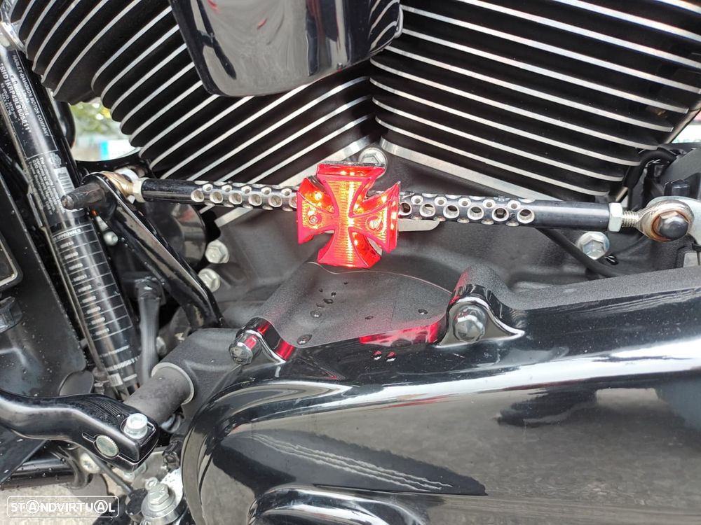 Harley-Davidson FLHXS Street Glide Special - 7