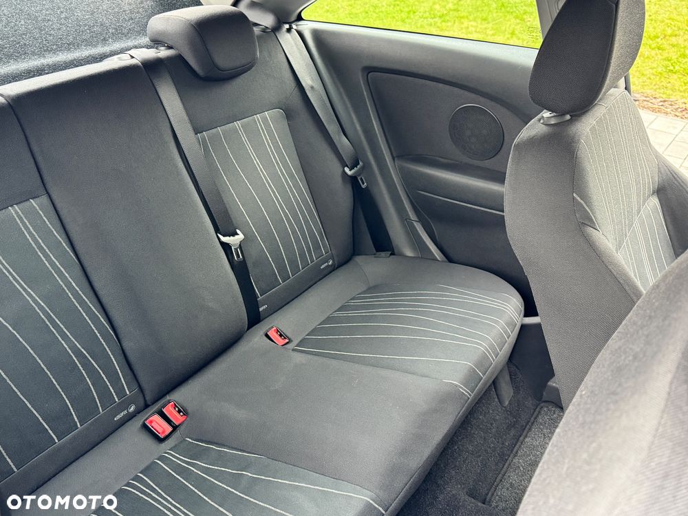 Opel Corsa 1.0 12V Essentia - 16