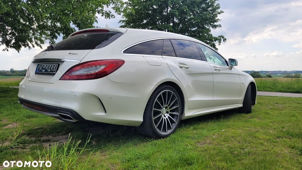 Mercedes-Benz CLS - 14