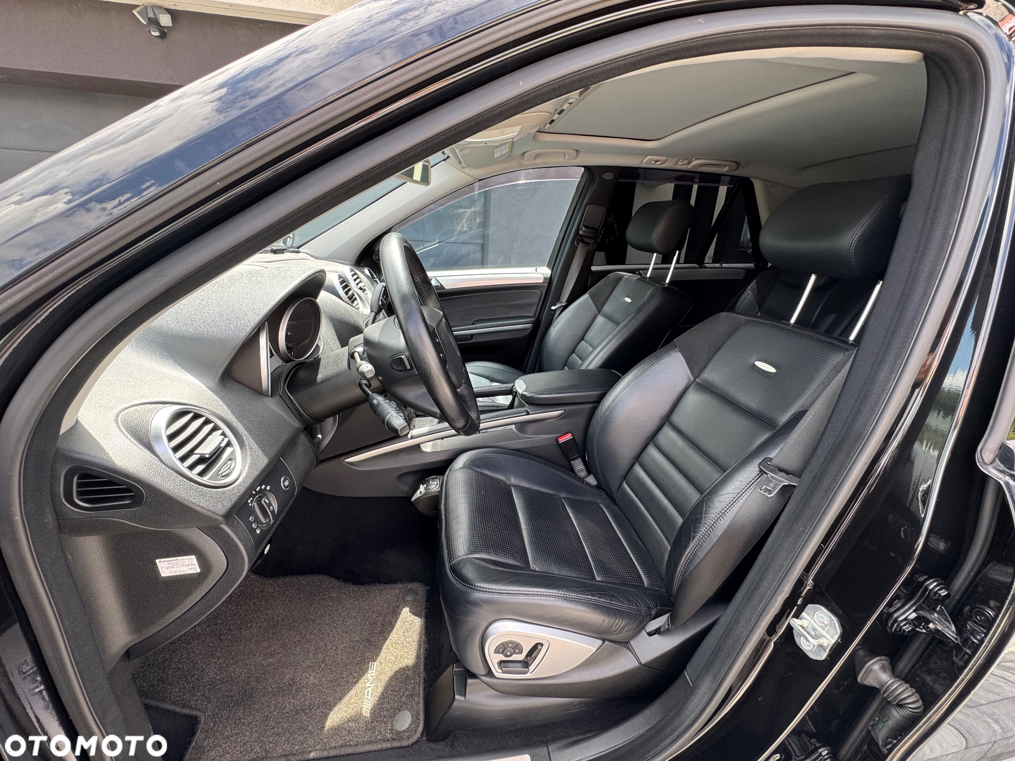 Mercedes-Benz ML 63 AMG 4-Matic - 9