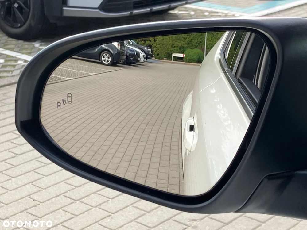 Toyota C-HR 1.8 Hybrid Dynamic - 16