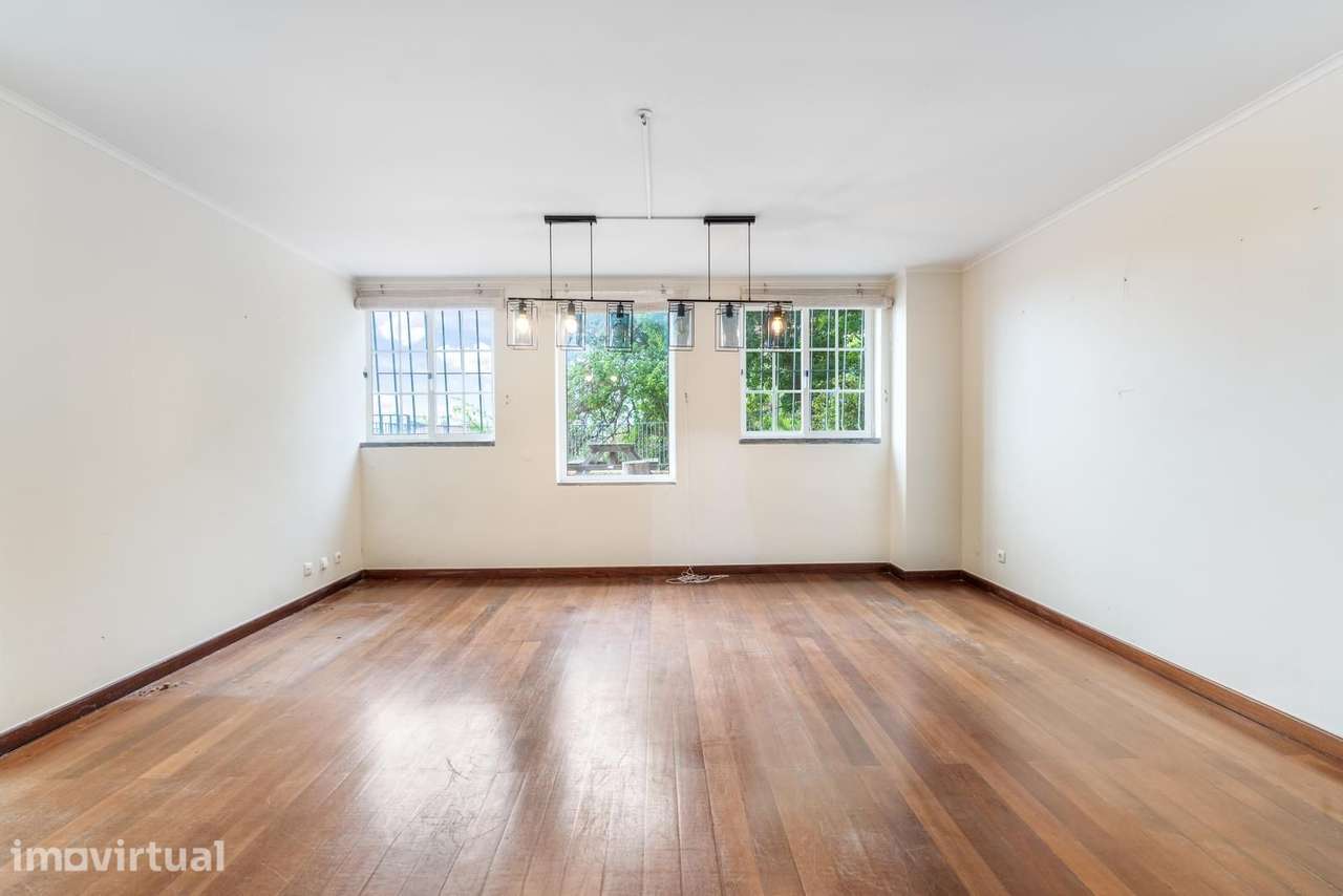 Apartamento T3 com piscina, Monte Estoril, Cascais - Grande imagem: 4/33