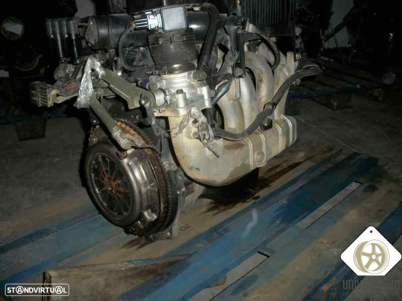 MOTOR COMPLETO KIA RIO BREAK FAMILIAR 2001 - 5